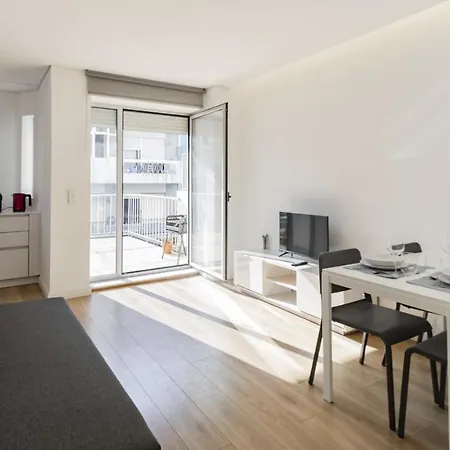 Center Flat Апартаменты