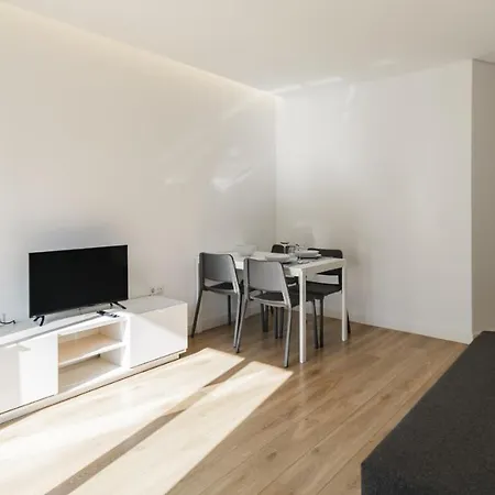 Apartment Center Flat *